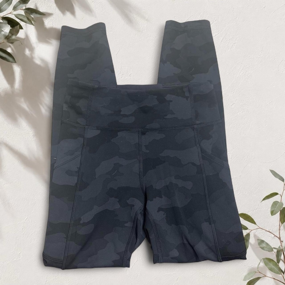 Lululemon Camo High Rise Leggings Black Grey Side Pockets Size 4
